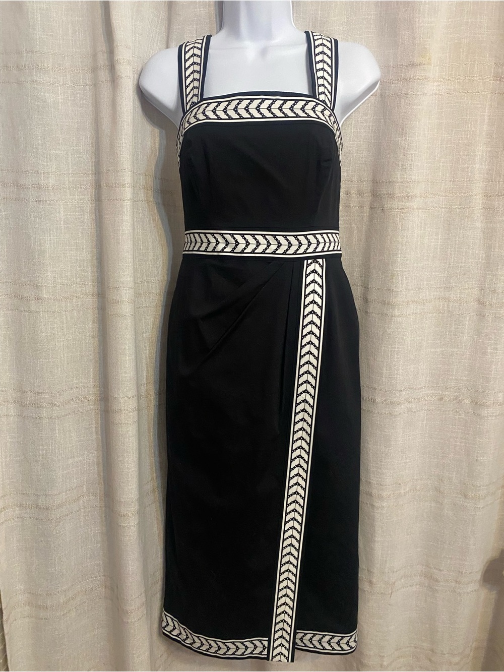 White House Black Market Black Chevron Embroidered Wrap Sheath Dress Size 2
